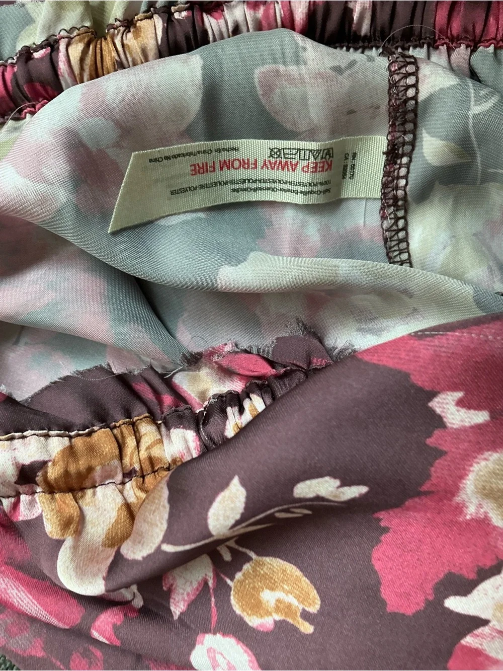 FP Dreamy Daisy Burgundy Floral Satin Pajama Set boho maximalism preppy size M